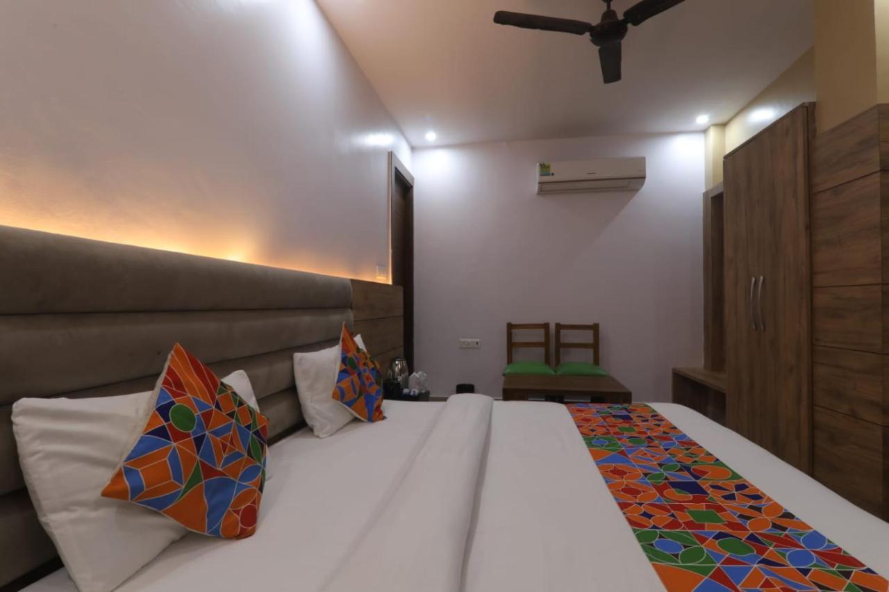 Icyhotels Hl Inn Chinhat エクステリア 写真